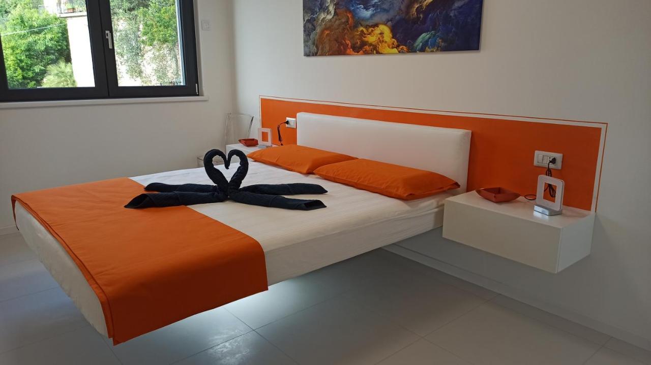 Blue Sky Garda - Sunset Apartamento Malcesine Exterior foto