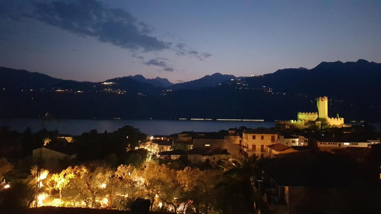 Blue Sky Garda - Sunset Apartamento Malcesine Exterior foto